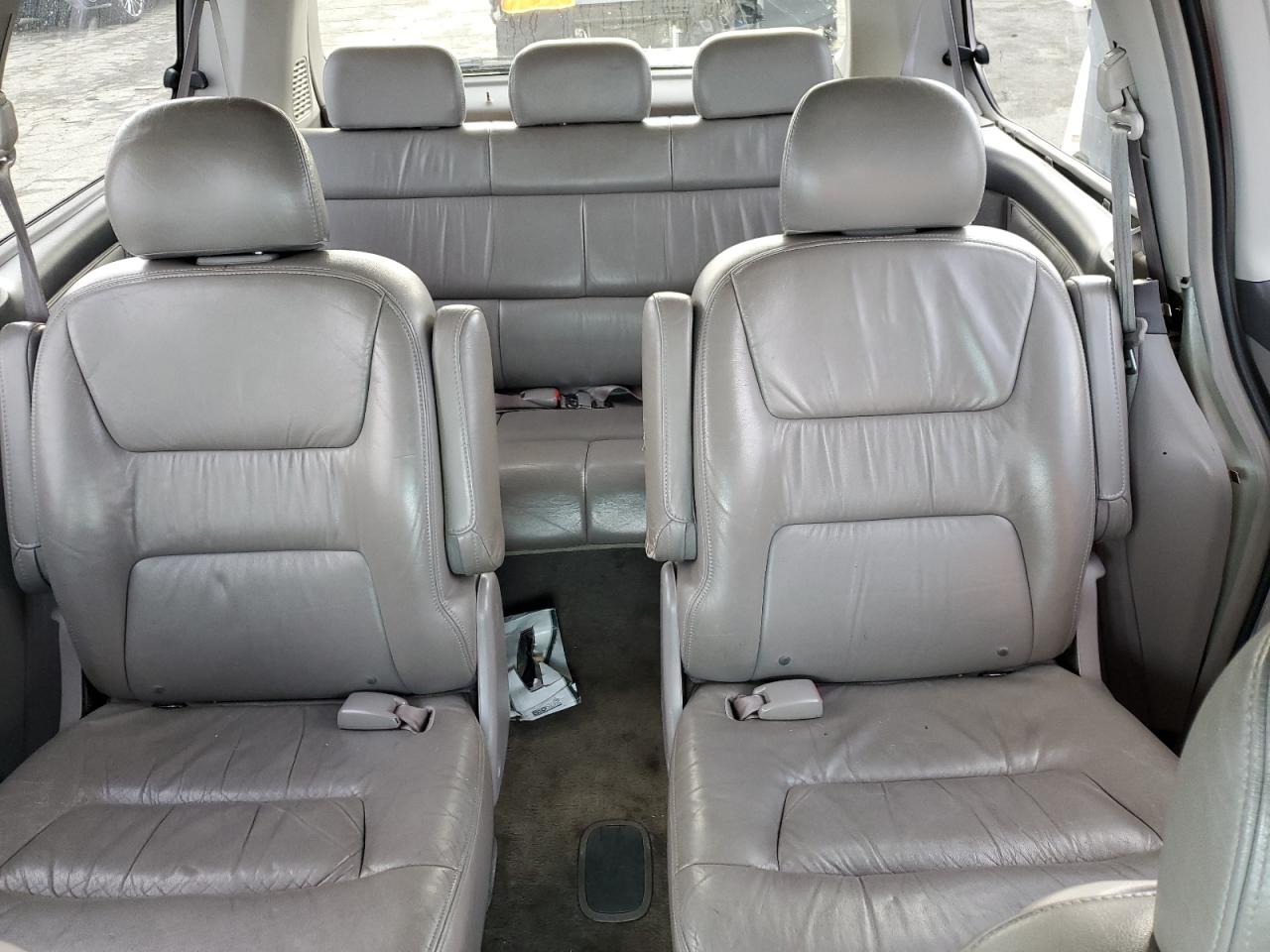 5FNRL18944B008035 2004 Honda Odyssey Exl