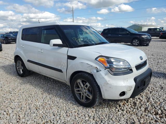 2011 Kia Soul + VIN: KNDJT2A26B7723370 Lot: 46505974