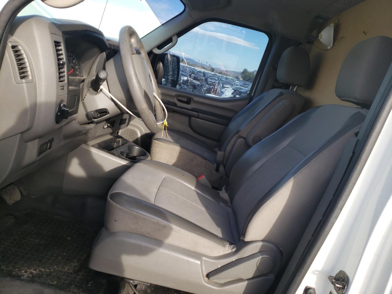 1N6BF0KMXEN102274 2014 Nissan Nv 1500
