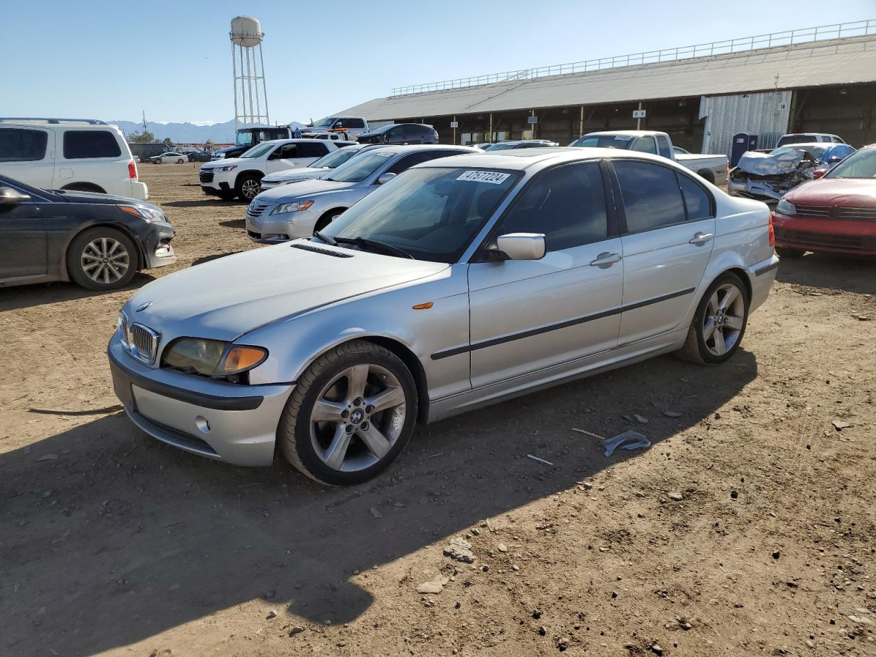 WBAEV33404KR29555 2004 BMW 325 I