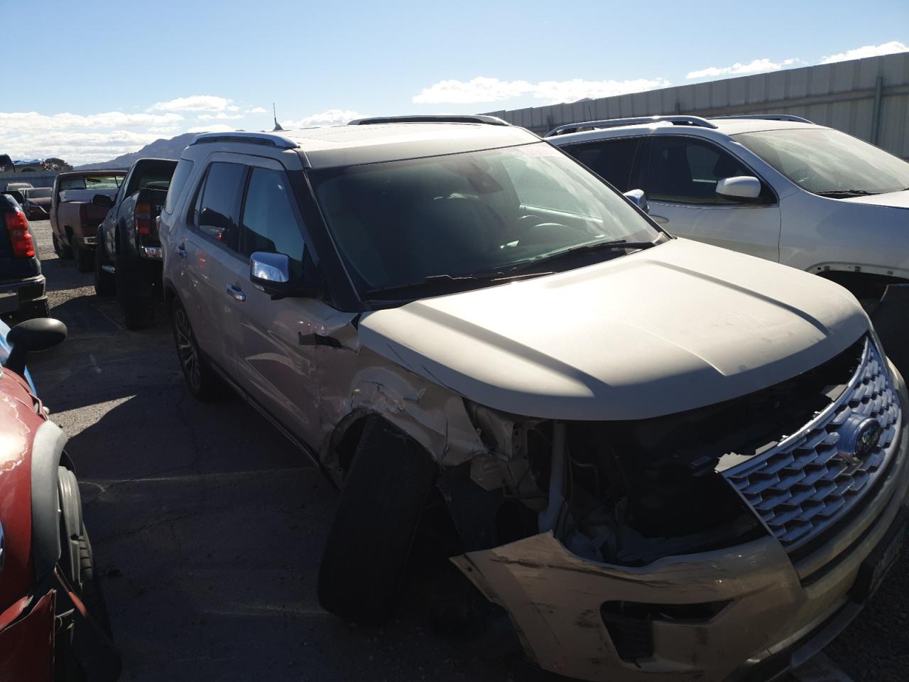 VIN: 1FM5K8HT8JGA80942 2018 FORD EXPLORER