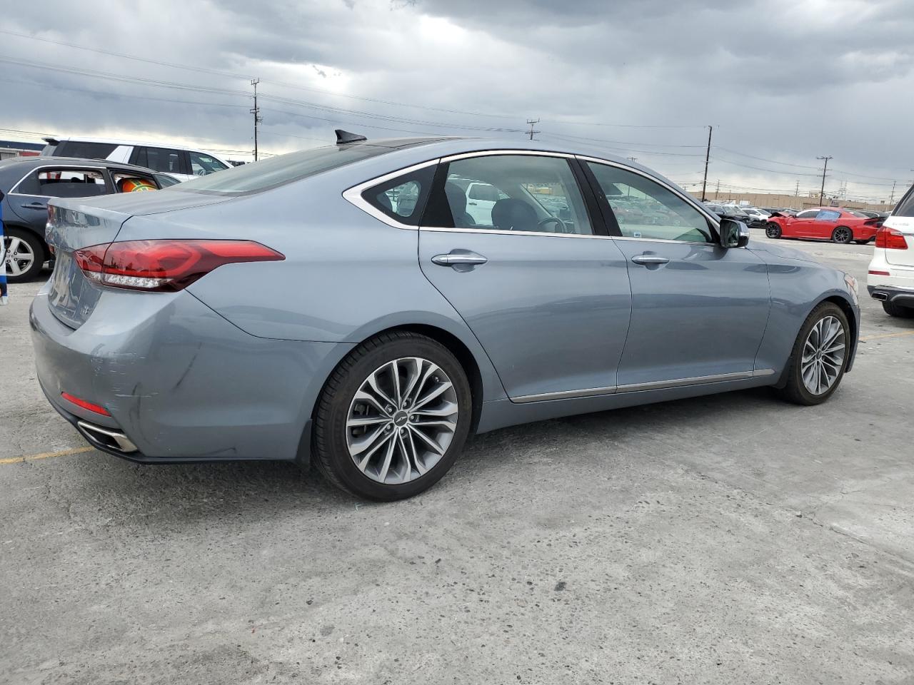 2015 Hyundai Genesis 3.8L vin: KMHGN4JE1FU096185