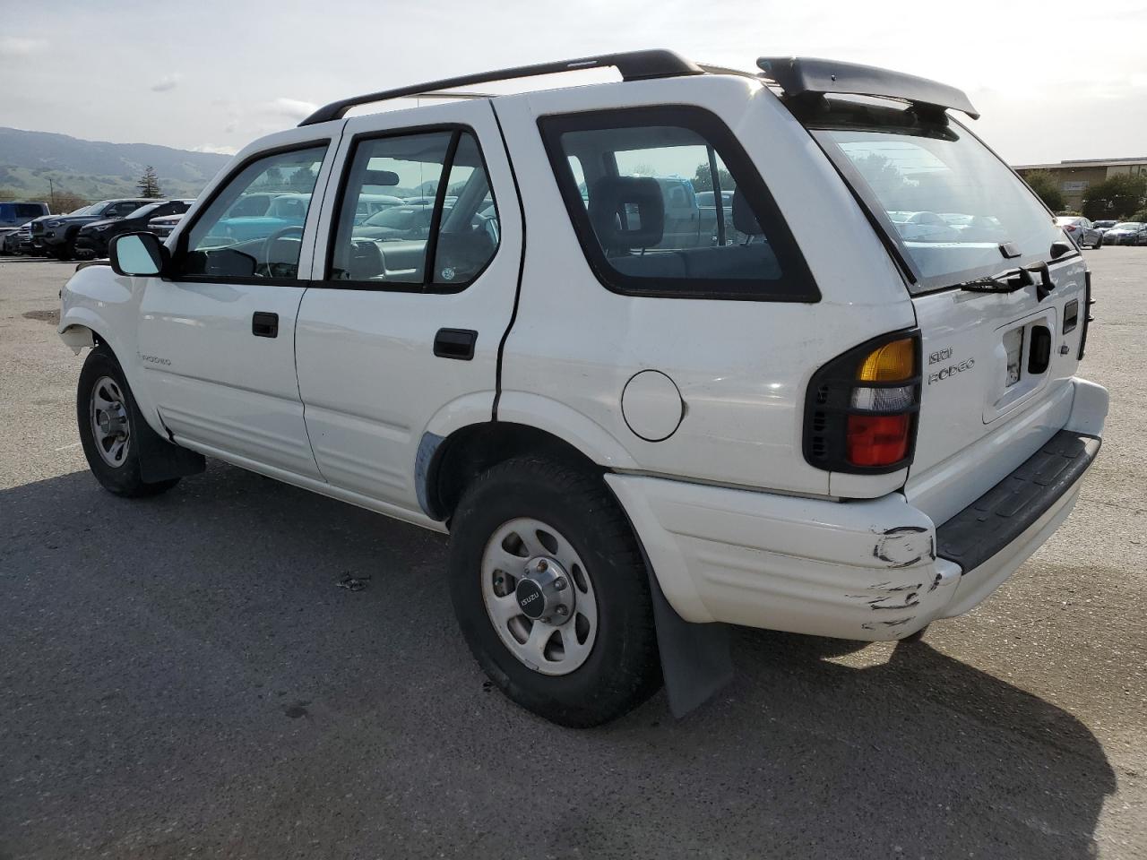 4S2CK58W8W4376030 1998 Isuzu Rodeo S