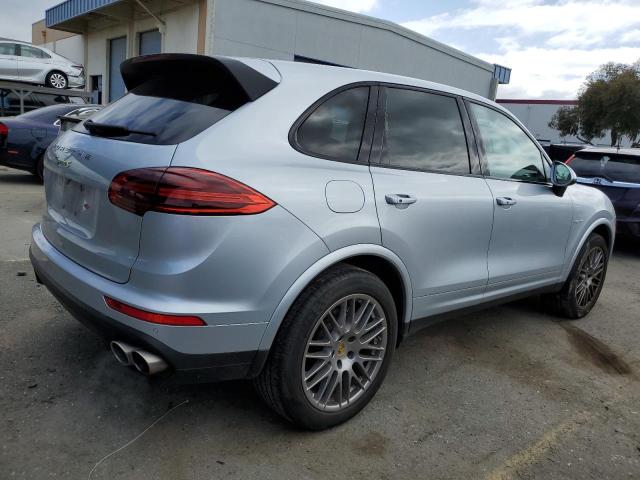 VIN WP1AE2A25HLA68465 2017 Porsche Cayenne, Se Hybr... no.3