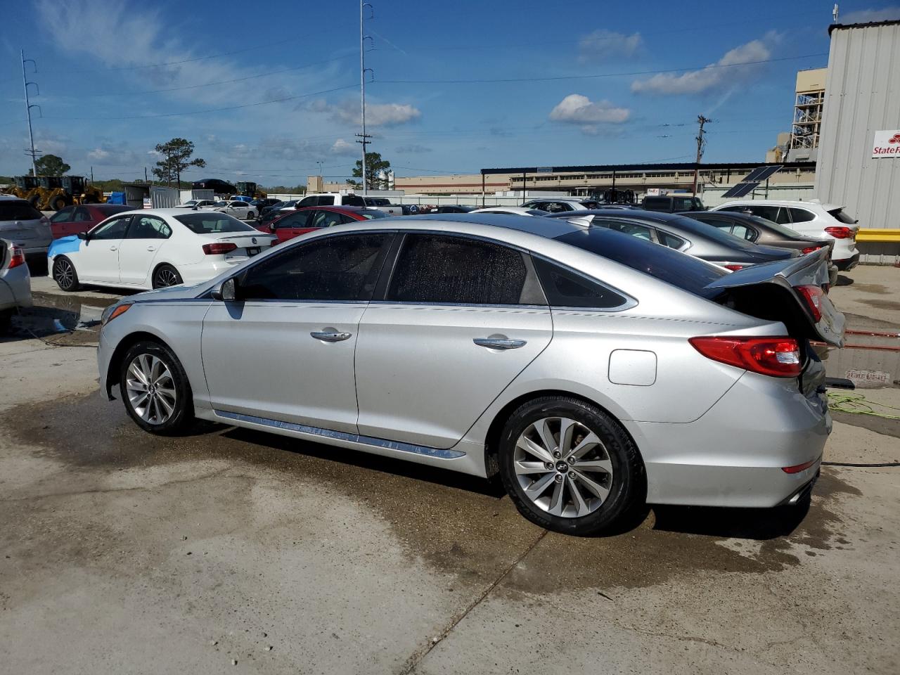 2015 Hyundai Sonata Sport vin: 5NPE34AF9FH077517