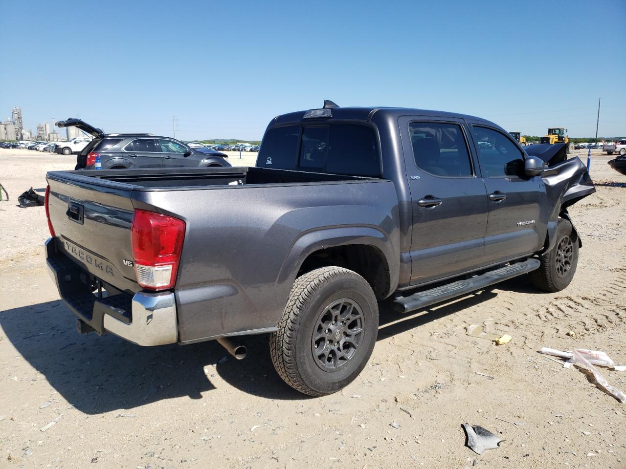 2016 Toyota Tacoma Double Cab vin: 5TFAZ5CN3GX013325