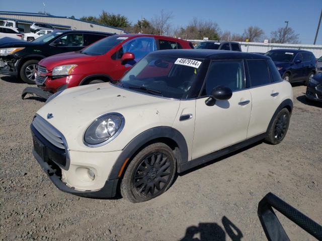 Lot #2558227037 2015 MINI COOPER salvage car