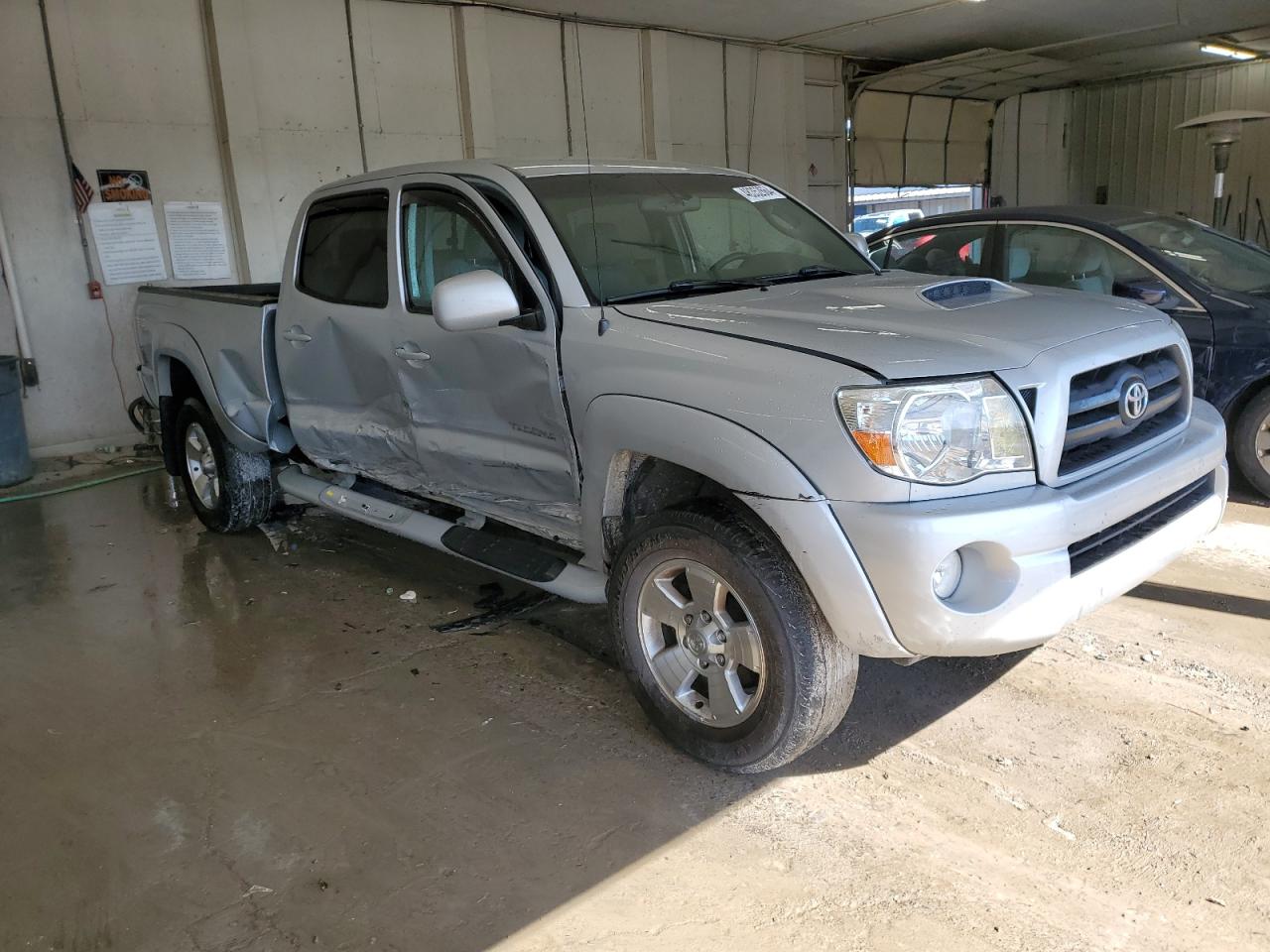 Lot #2457519225 2005 TOYOTA TACOMA DOU