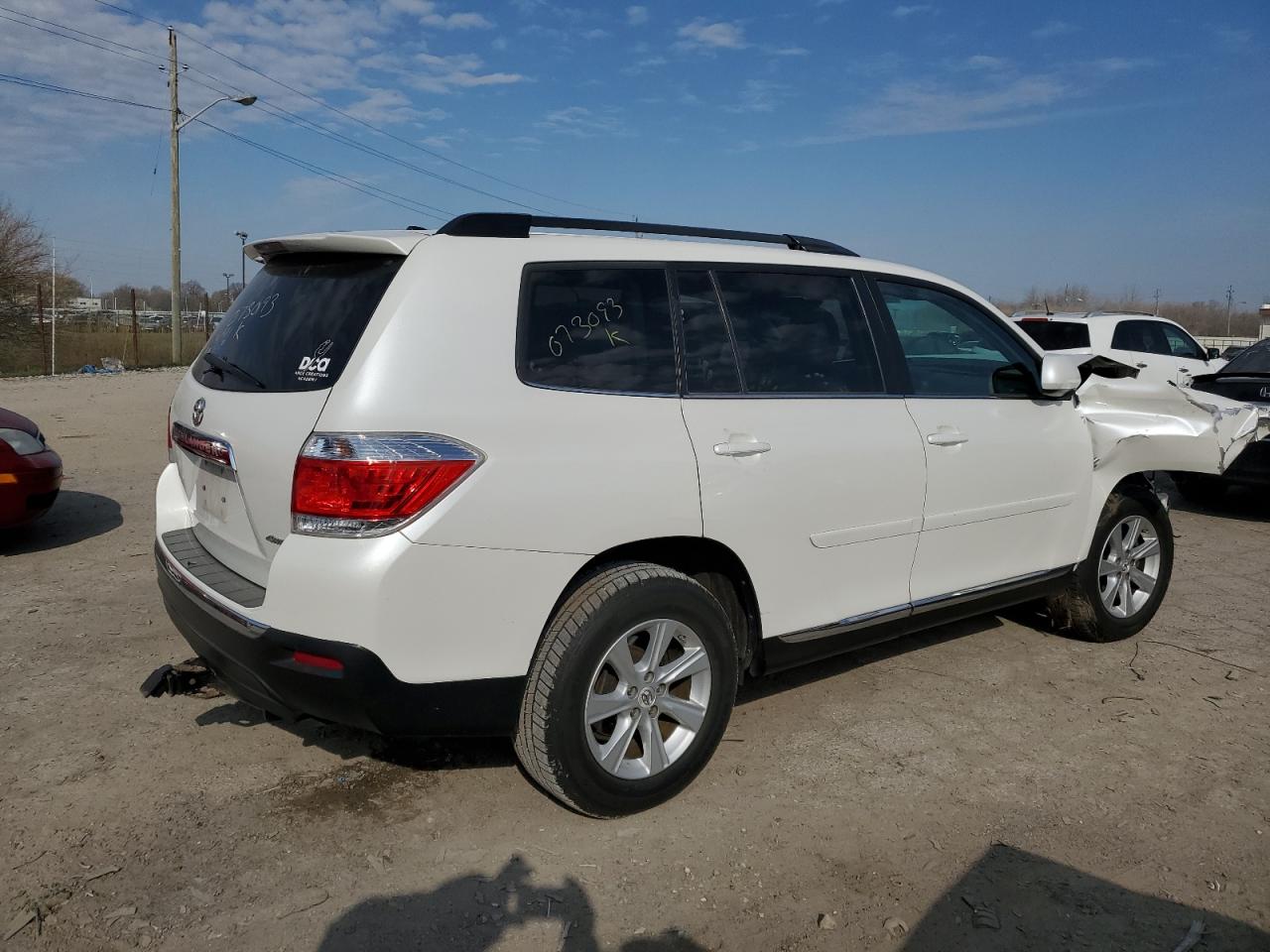 5TDBK3EH7BS073093 2011 Toyota Highlander Base