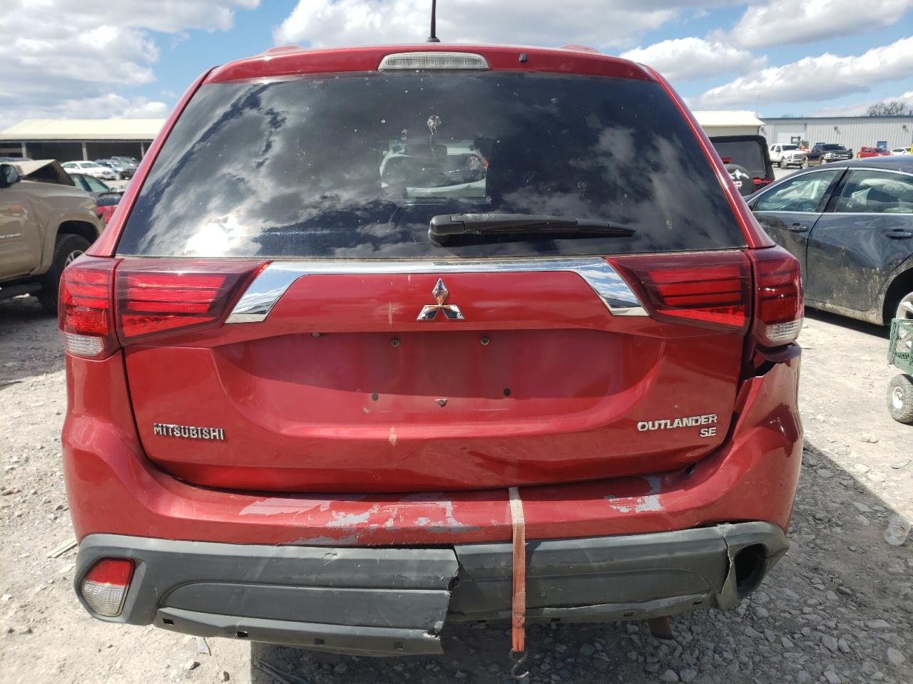 Lot #2469229637 2016 MITSUBISHI OUTLANDER