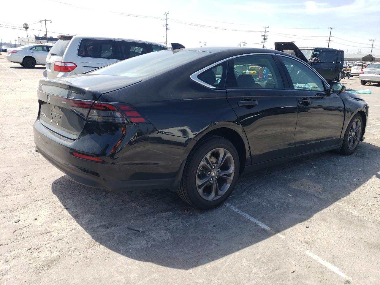 2024 Honda Accord Ex vin: 1HGCY1F35RA021951