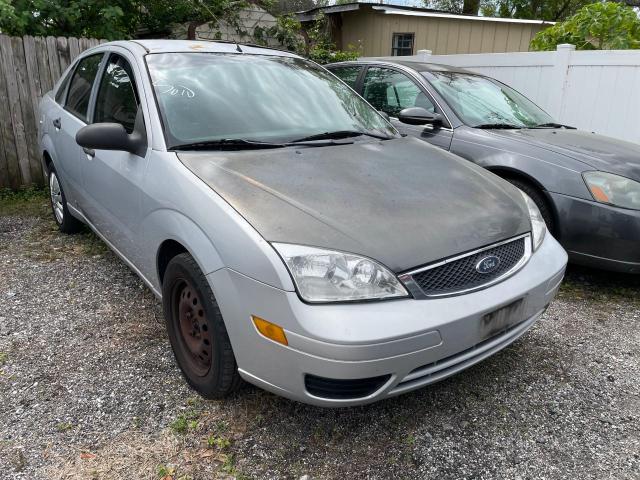 Lot #2372933376 2006 FORD FOCUS ZX4 salvage car