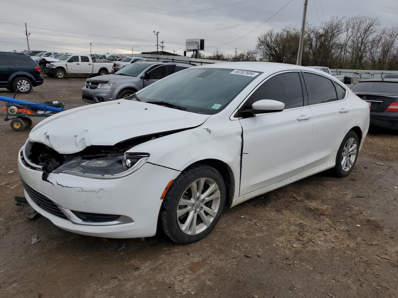 1C3CCCAB4FN723307 2015 Chrysler 200 Limited