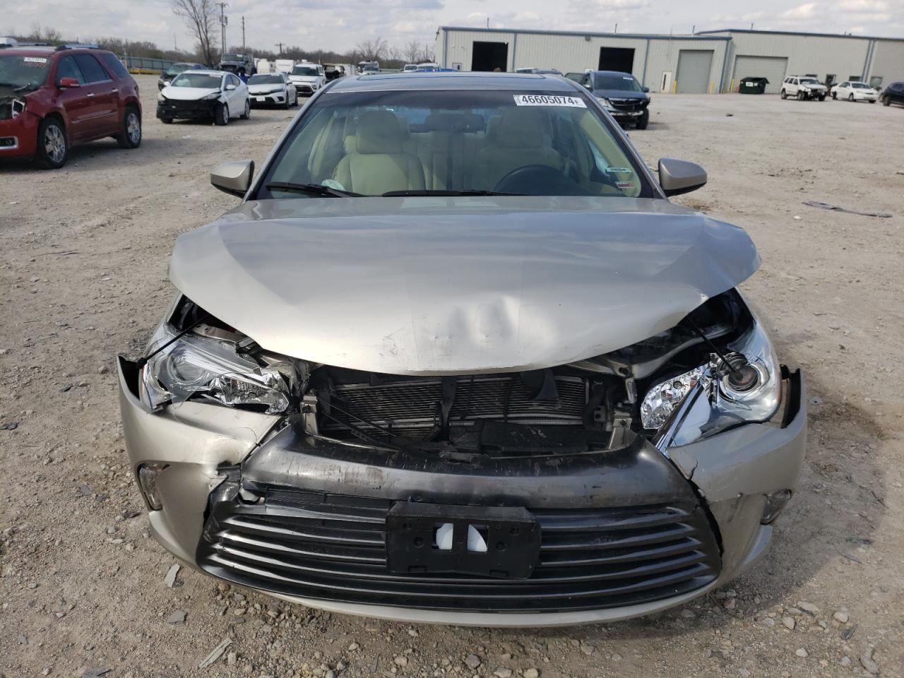 Lot #2429252661 2015 TOYOTA CAMRY HYBR