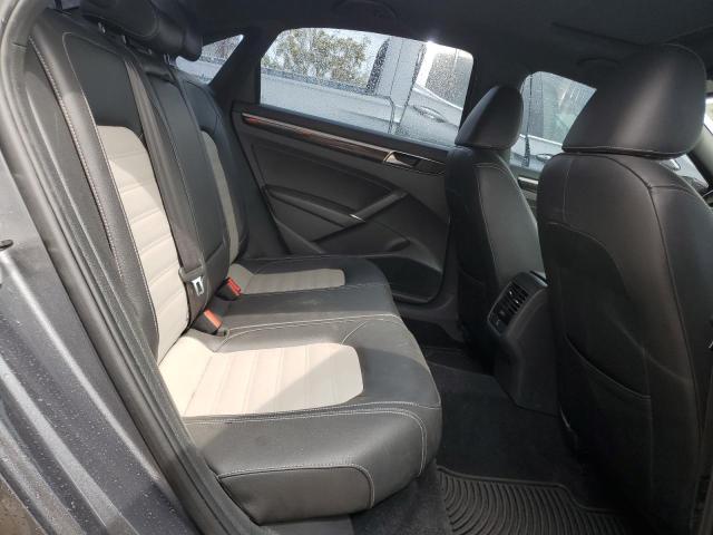 2018 VOLKSWAGEN PASSAT GT 1VWJM7A30JC051022