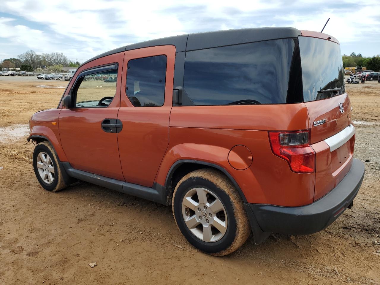 5J6YH2H7XBL005808 2011 Honda Element Ex