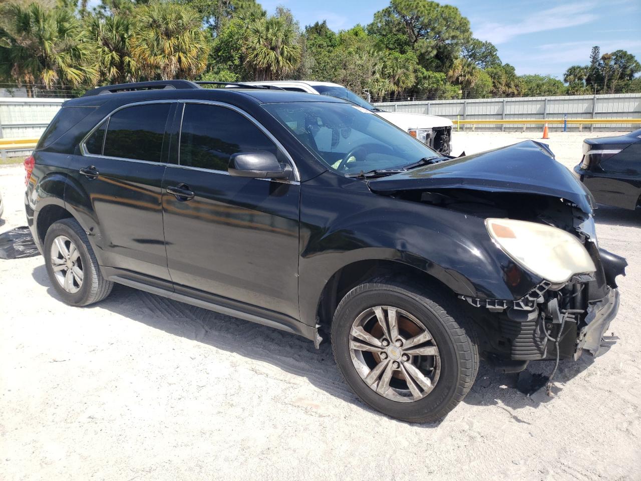 2GNFLCE3XF6318365 2015 Chevrolet Equinox Lt