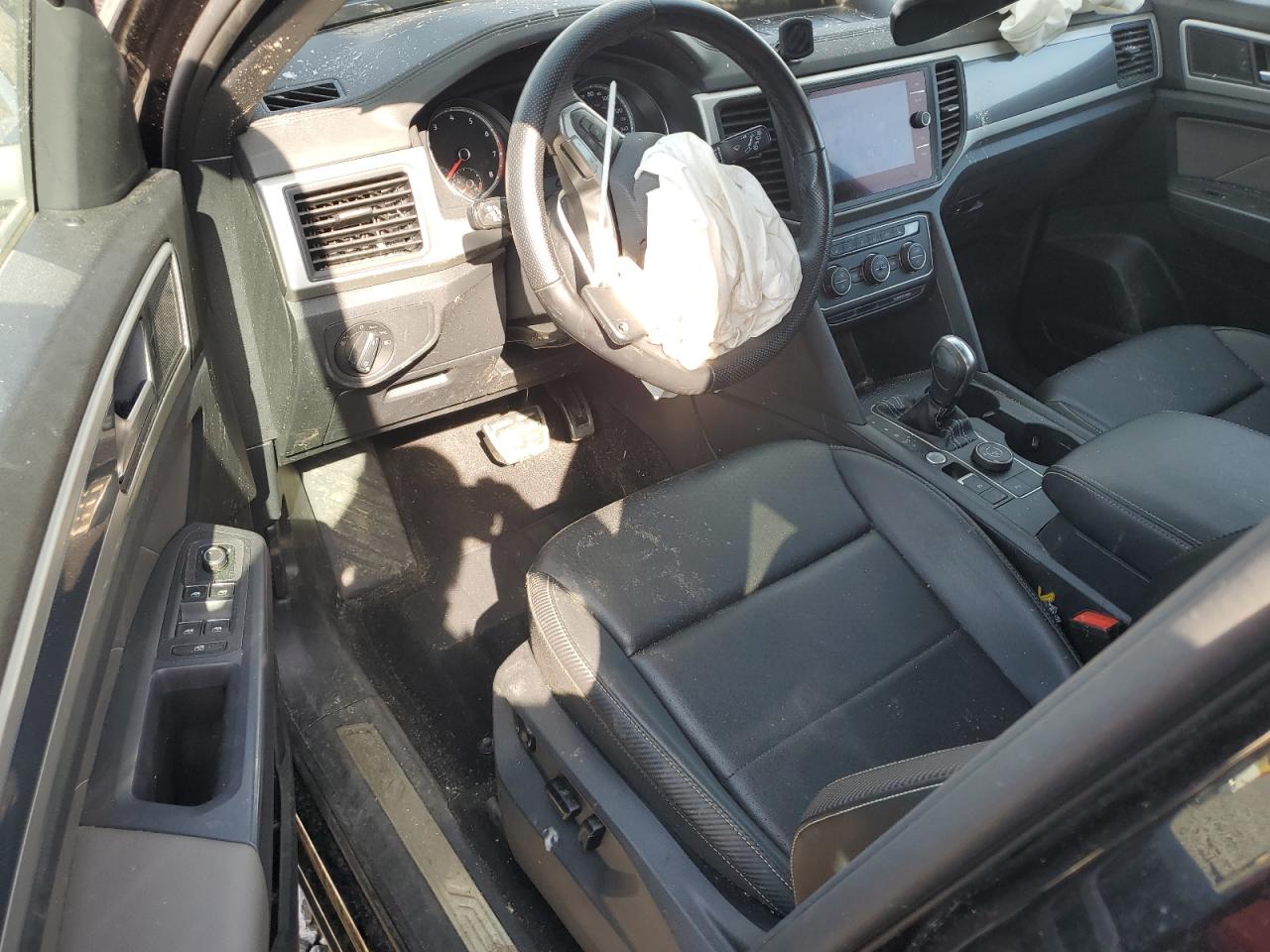 1V2RE2CA1MC235633 2021 Volkswagen Atlas Cross Sport Se