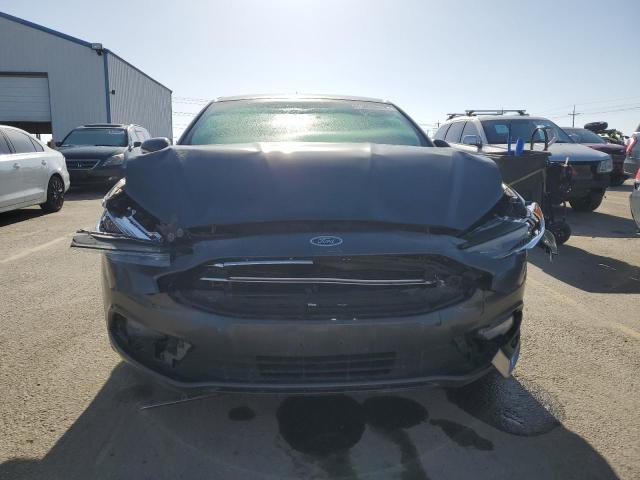 Lot #2409426832 2017 FORD FUSION TIT salvage car