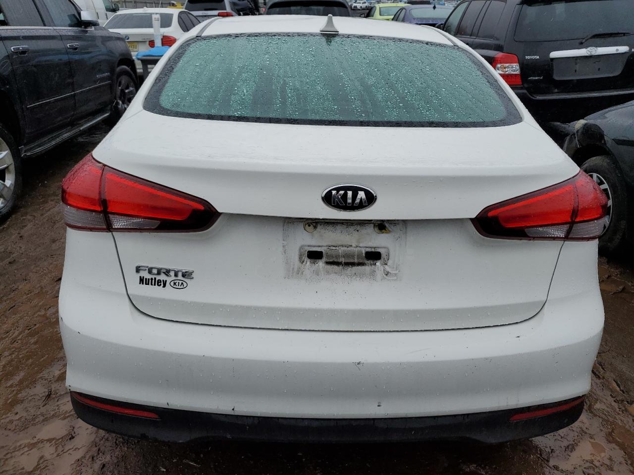 3KPFK4A7XHE097783 2017 Kia Forte Lx