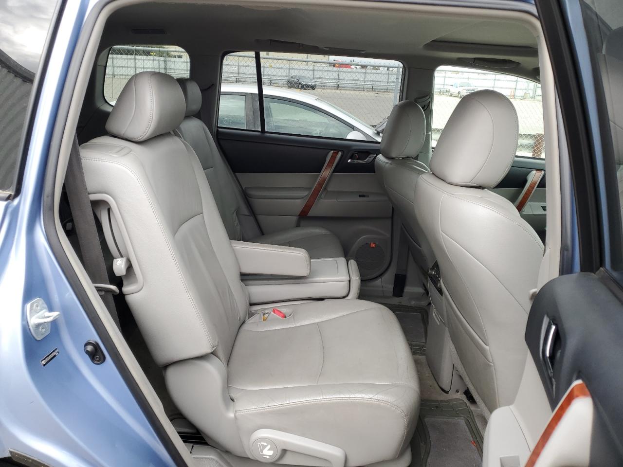 JTEDS42A282066599 2008 Toyota Highlander Limited