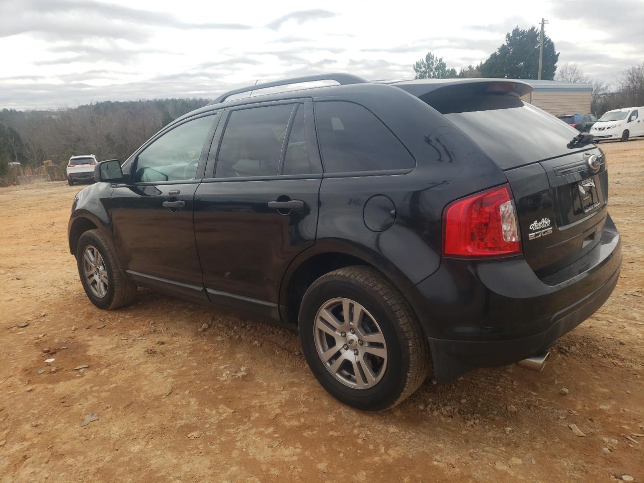 2FMDK3GC0BBA40847 2011 Ford Edge Se