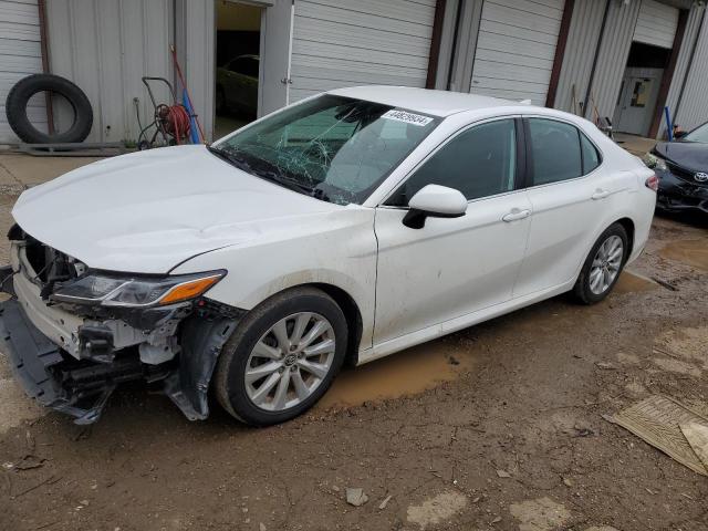 VIN 4T1B11HK7KU239912 2019 Toyota Camry, L no.1