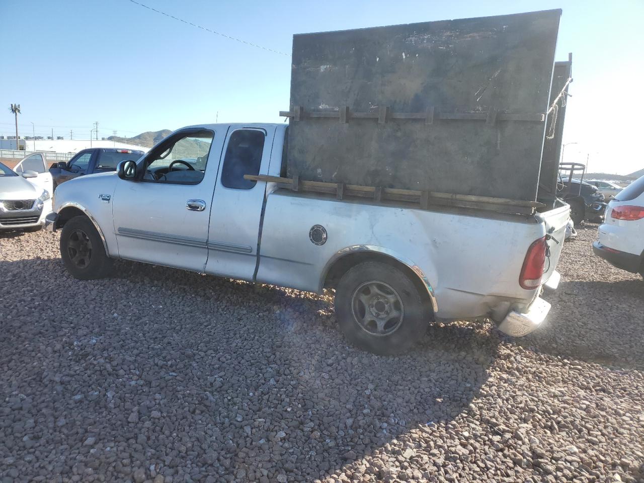 1FTRX17L3YKB32954 2000 Ford F150