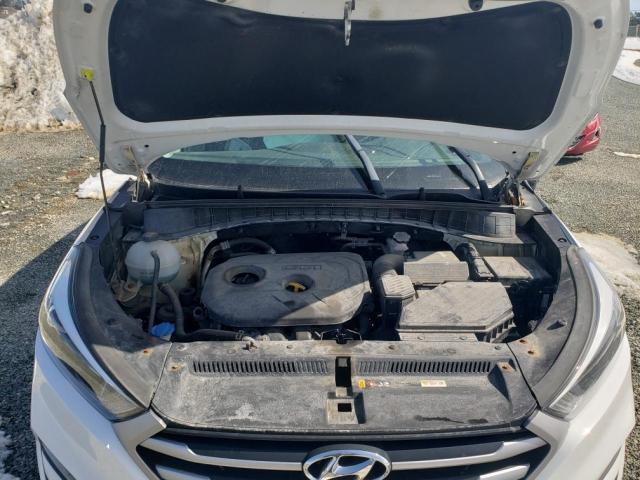 2017 HYUNDAI TUCSON SE - KM8J2CA47HU502599