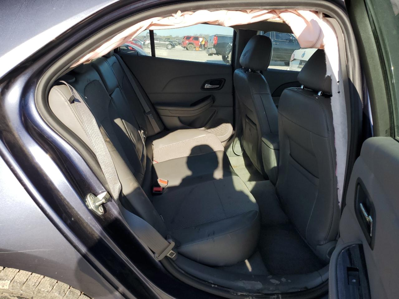 1G11C5SL2FF211019 2015 Chevrolet Malibu 1Lt