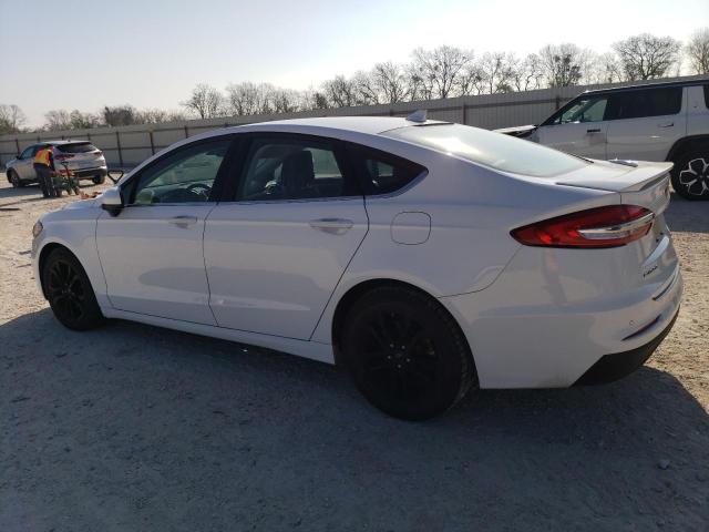 3FA6P0HD4LR148014 Ford Fusion SE 2