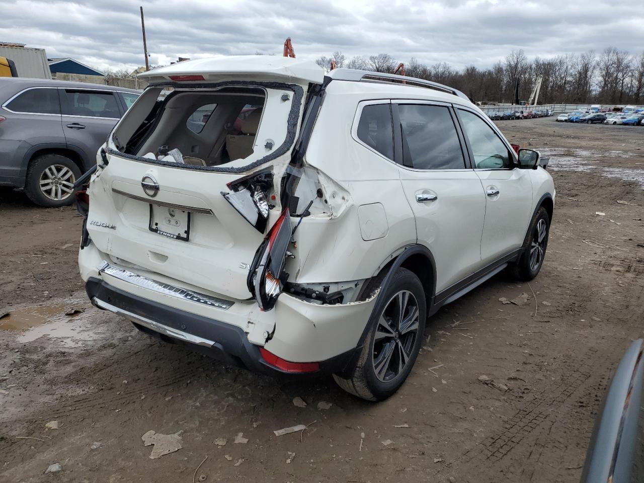 JN8AT2MV6KW388563 2019 Nissan Rogue S