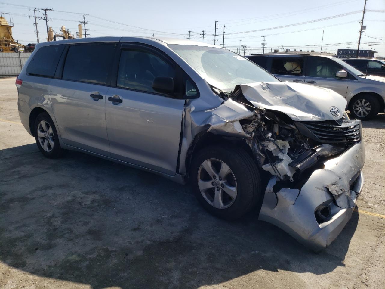 2014 Toyota Sienna vin: 5TDZK3DCXES439539