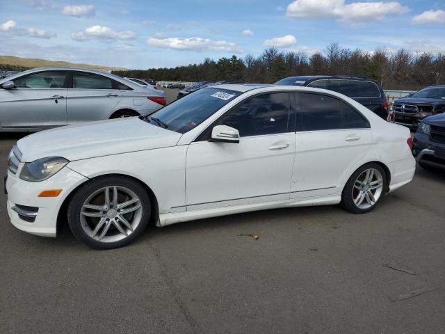 VIN WDDGF8AB4DR281805 2013 Mercedes-Benz C-Class, 3... no.1