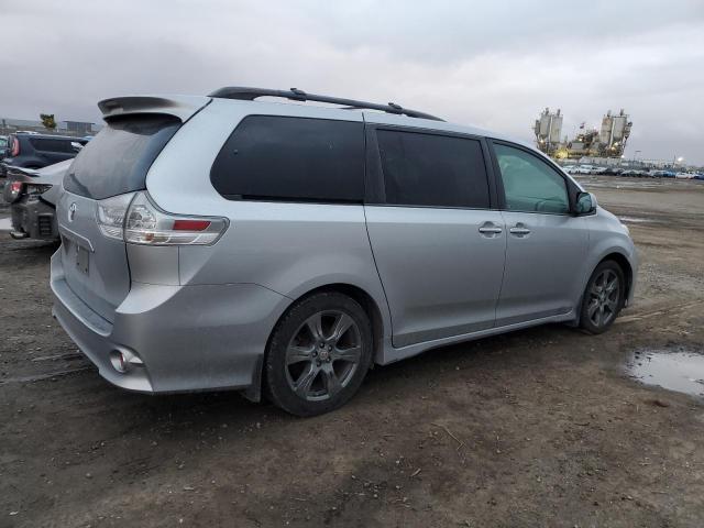 2017 TOYOTA SIENNA SE 5TDXZ3DC9HS766473