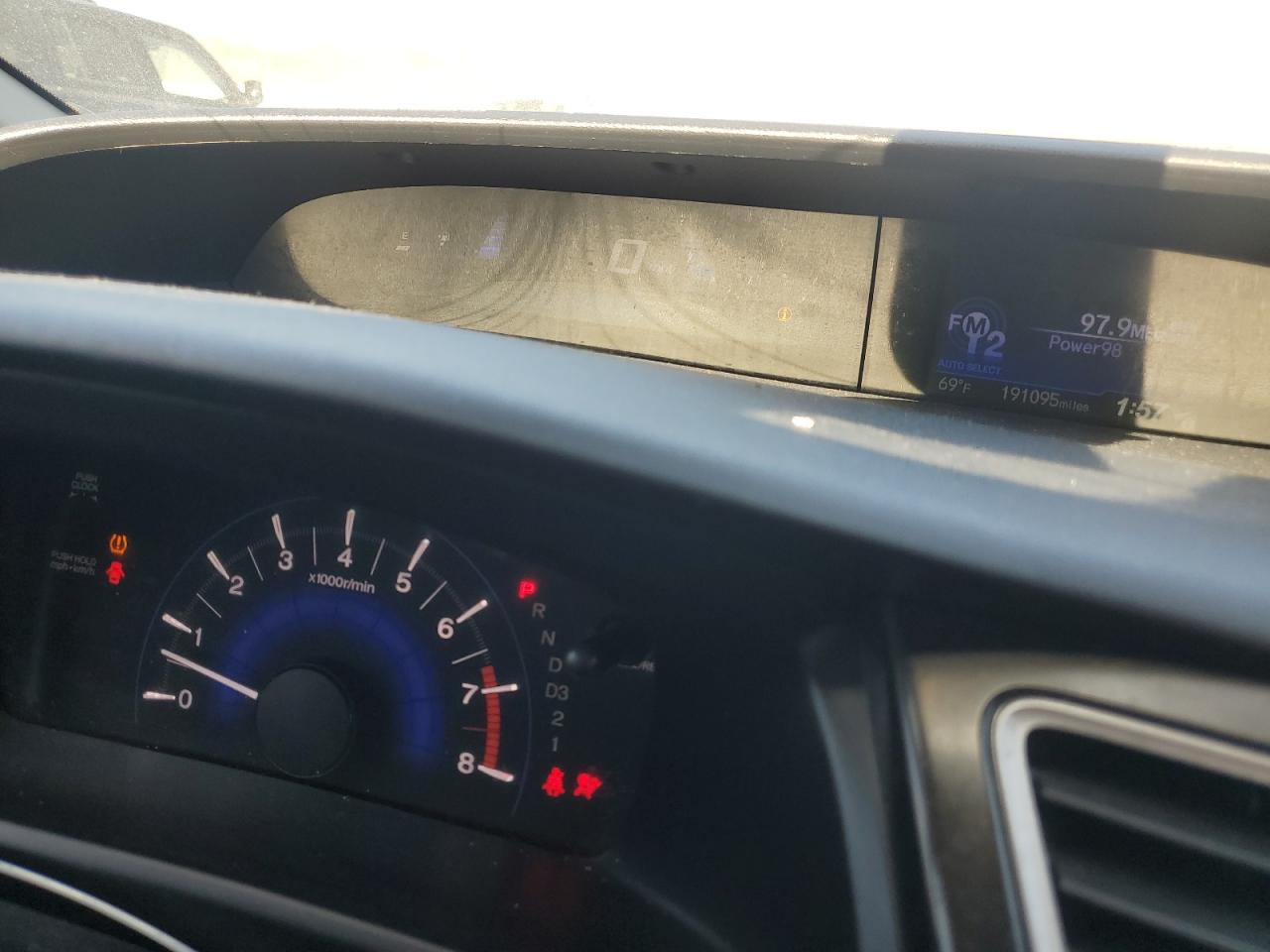 2HGFB2F52DH500831 2013 Honda Civic Lx