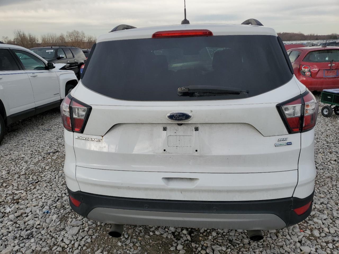 1FMCU9GDXJUC53170 2018 Ford Escape Se