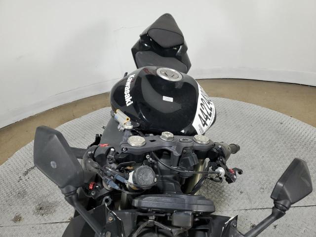 2011 KAWASAKI ZX600 R - JKAZX4R1XBA027543