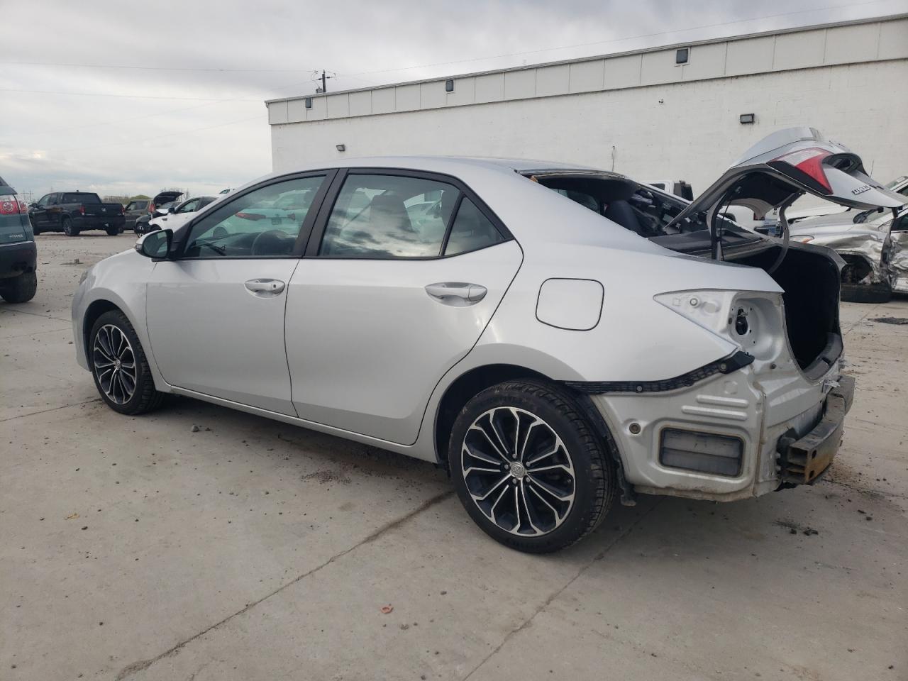 2016 Toyota Corolla L vin: 2T1BURHE8GC652950