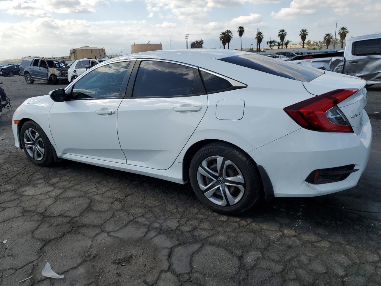 2017 Honda Civic Lx vin: 2HGFC2F56HH517201