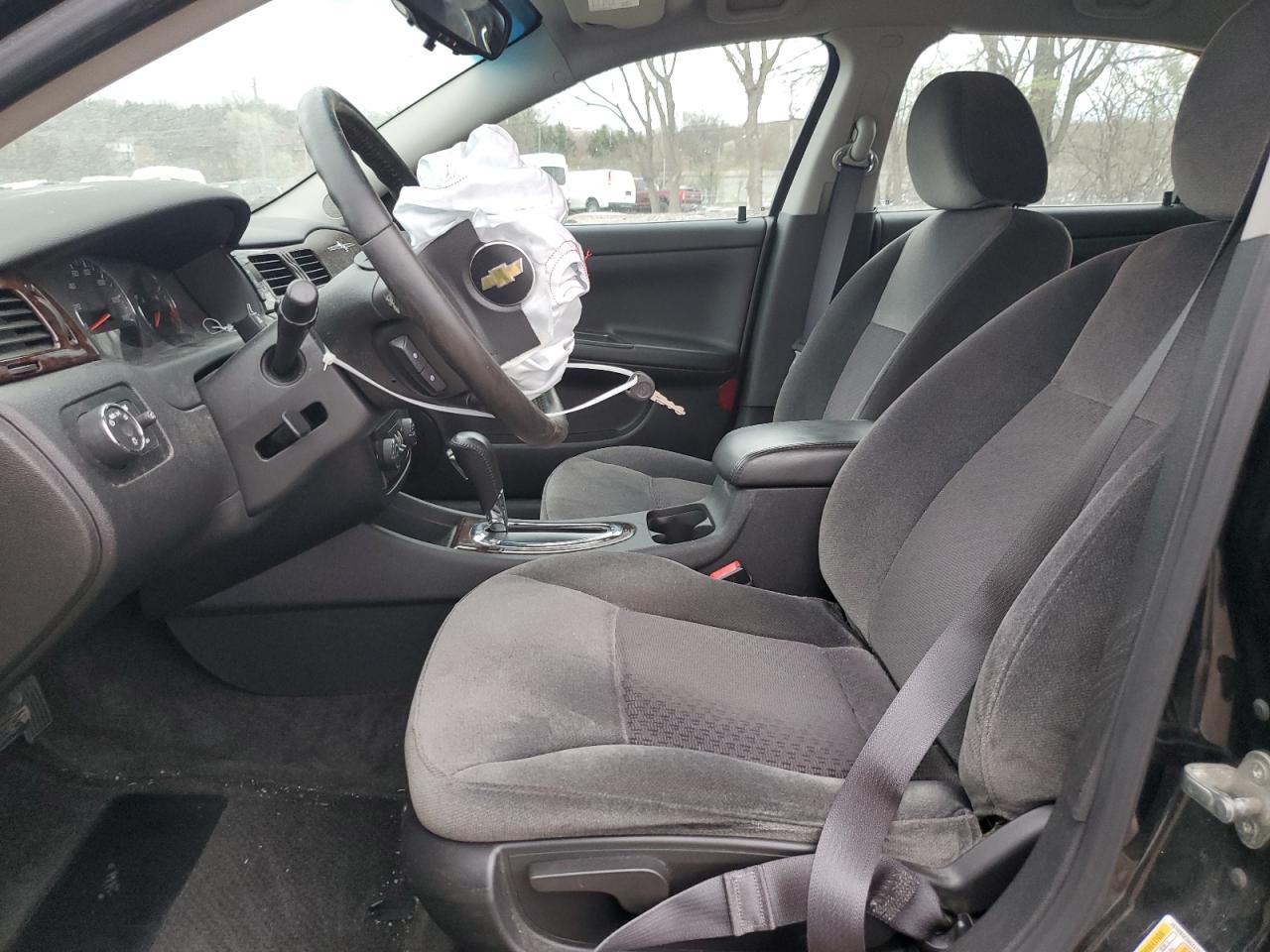 2G1WB5E34C1115237 2012 Chevrolet Impala Lt