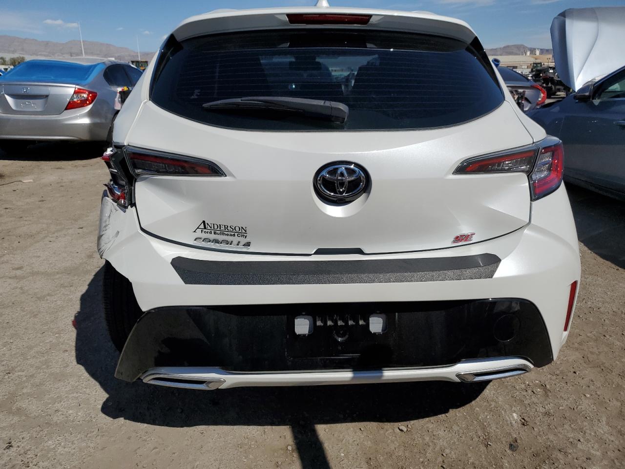 2022 Toyota Corolla Se vin: JTND4MBE2N3151185