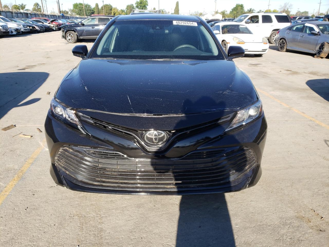 2018 Toyota Camry L vin: 4T1B11HK5JU137524