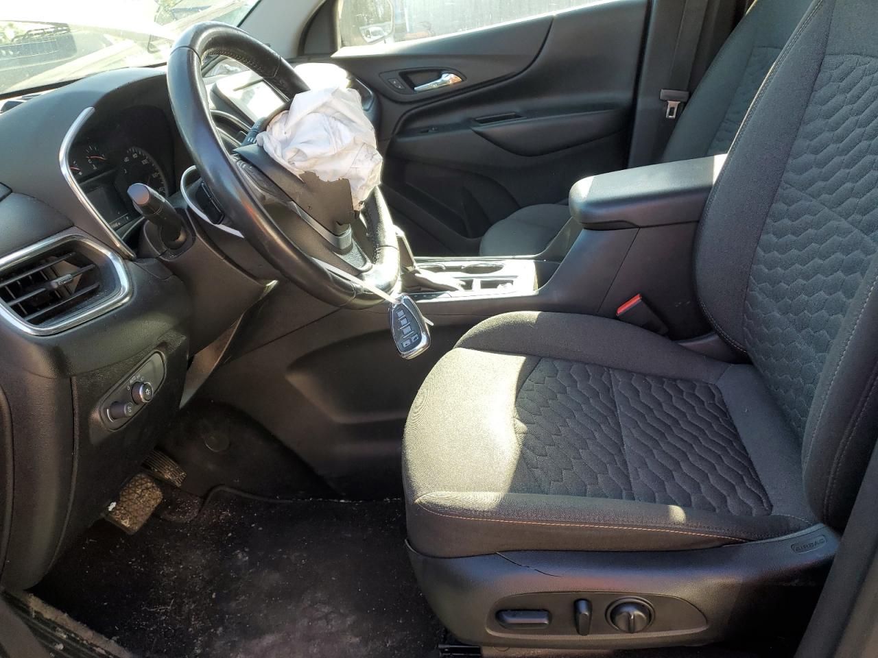 3GNAXJEV7JS634868 2018 Chevrolet Equinox Lt