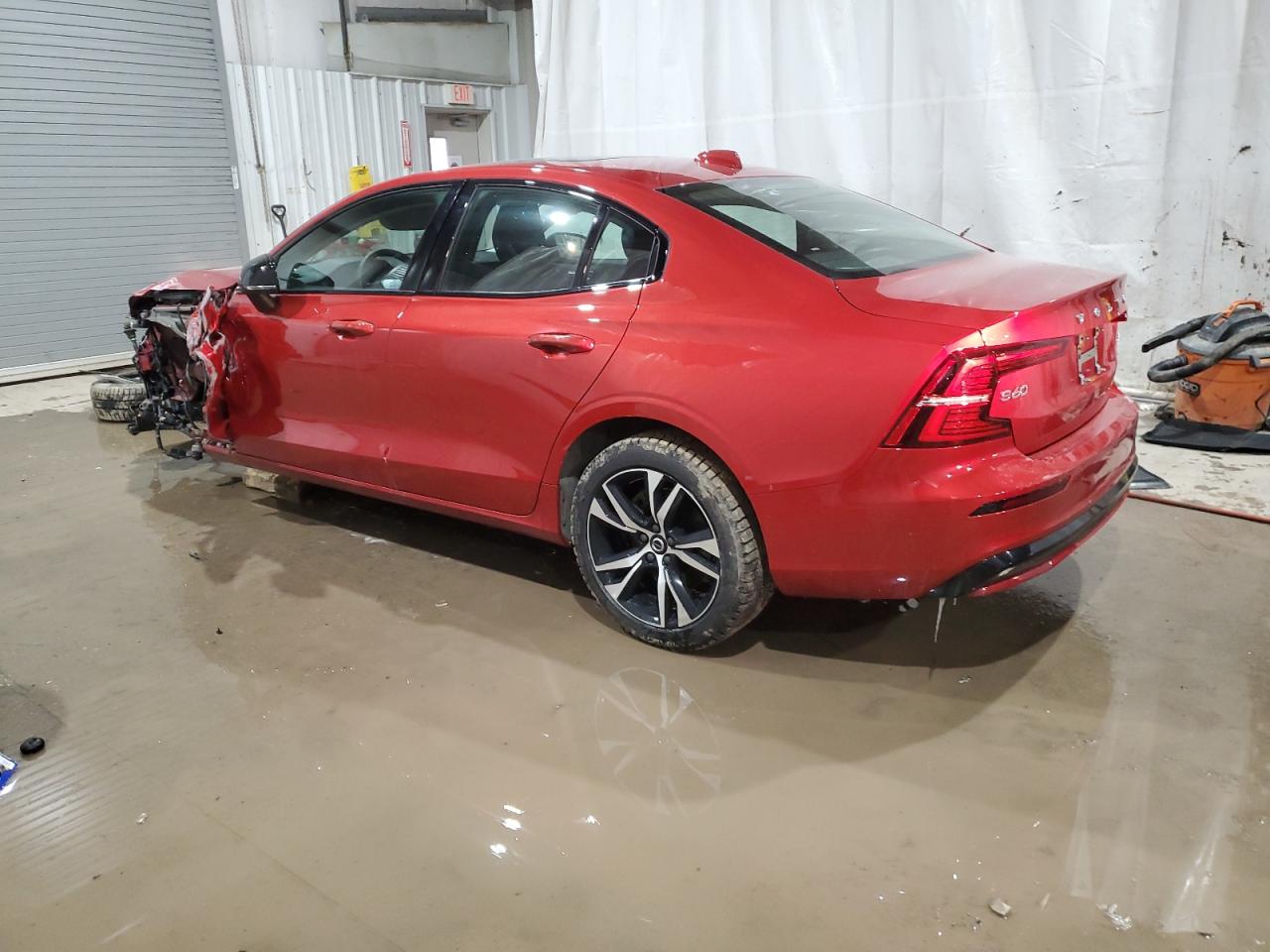 Lot #2519117727 2023 VOLVO S60 CORE