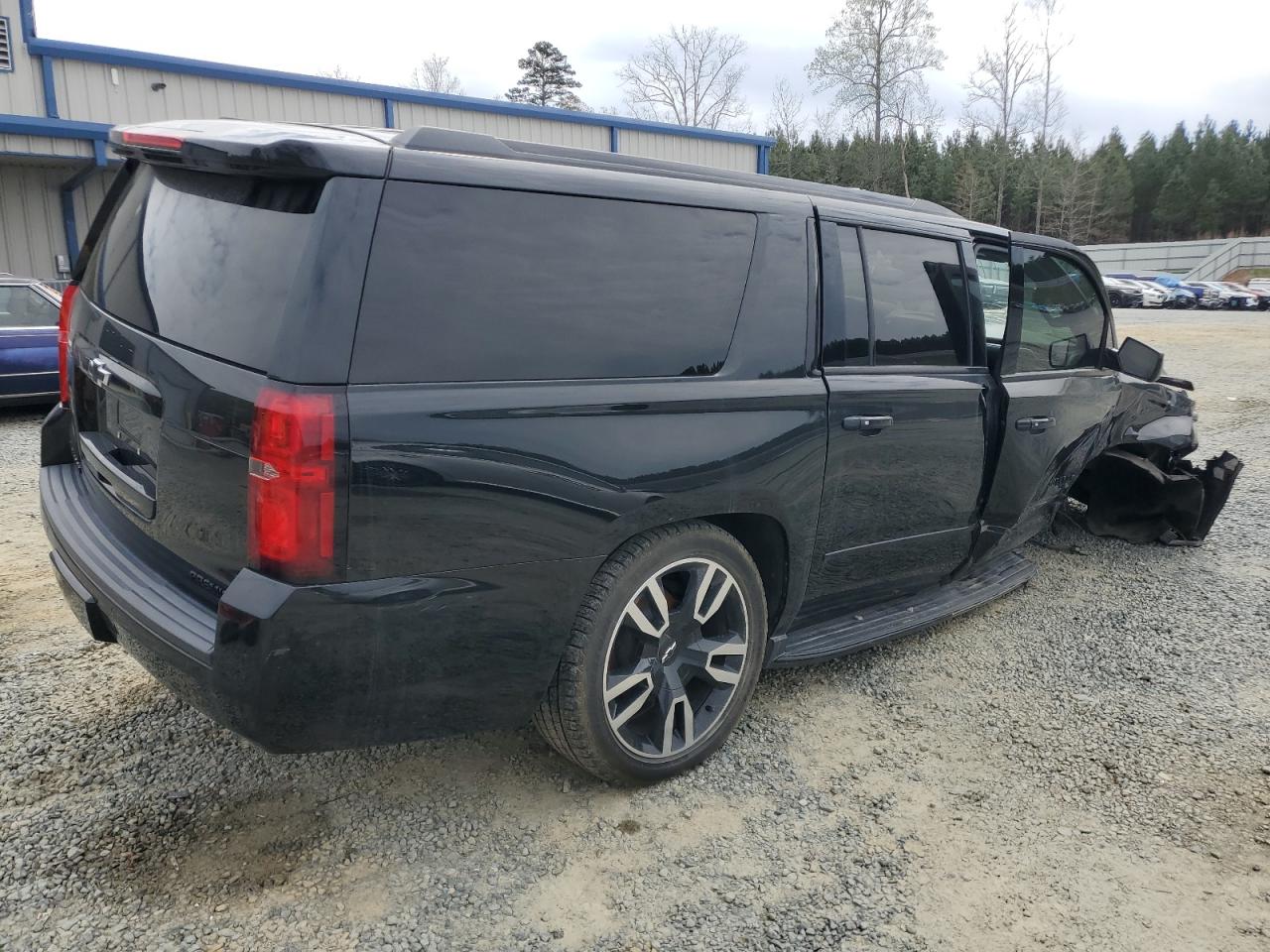 1GNSCJKJ9KR122292 2019 Chevrolet Suburban C1500 Premier