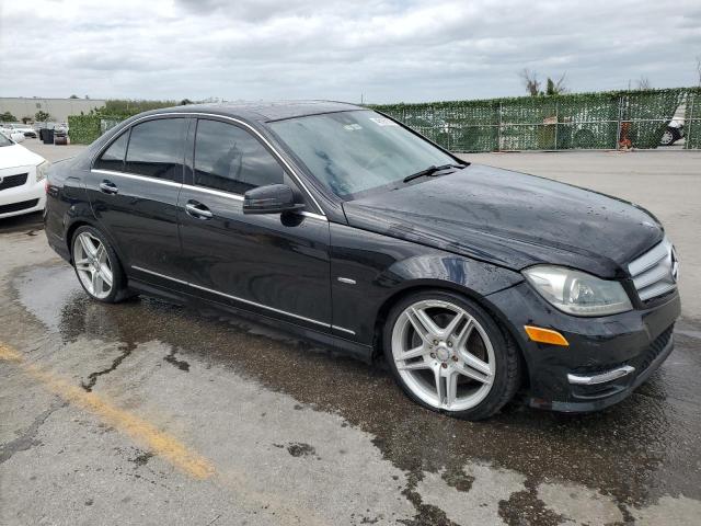  MERCEDES-BENZ C-CLASS 2012 Чорний