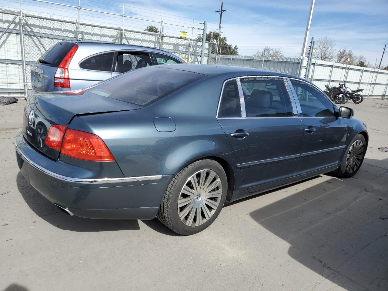 WVWAF03DX68001670 2006 Volkswagen Phaeton 4.2