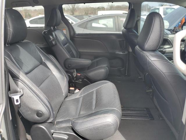 2019 TOYOTA SIENNA SE 5TDXZ3DC6KS986886