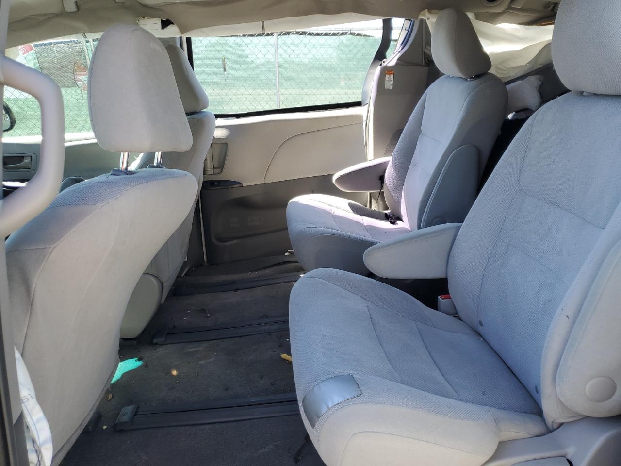 Toyota Sienna 2015